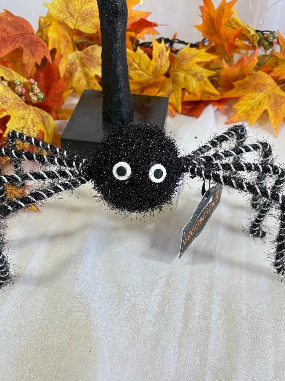 Broomstick Blvd Halloween Creepy Spooky Fuzzy Spider Prop Figure 10
